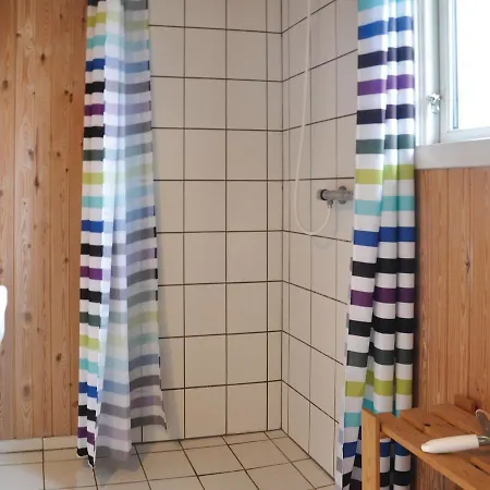Vakantiehuis Three-bedroom Holiday In Brenderup Fyn Vedelshave